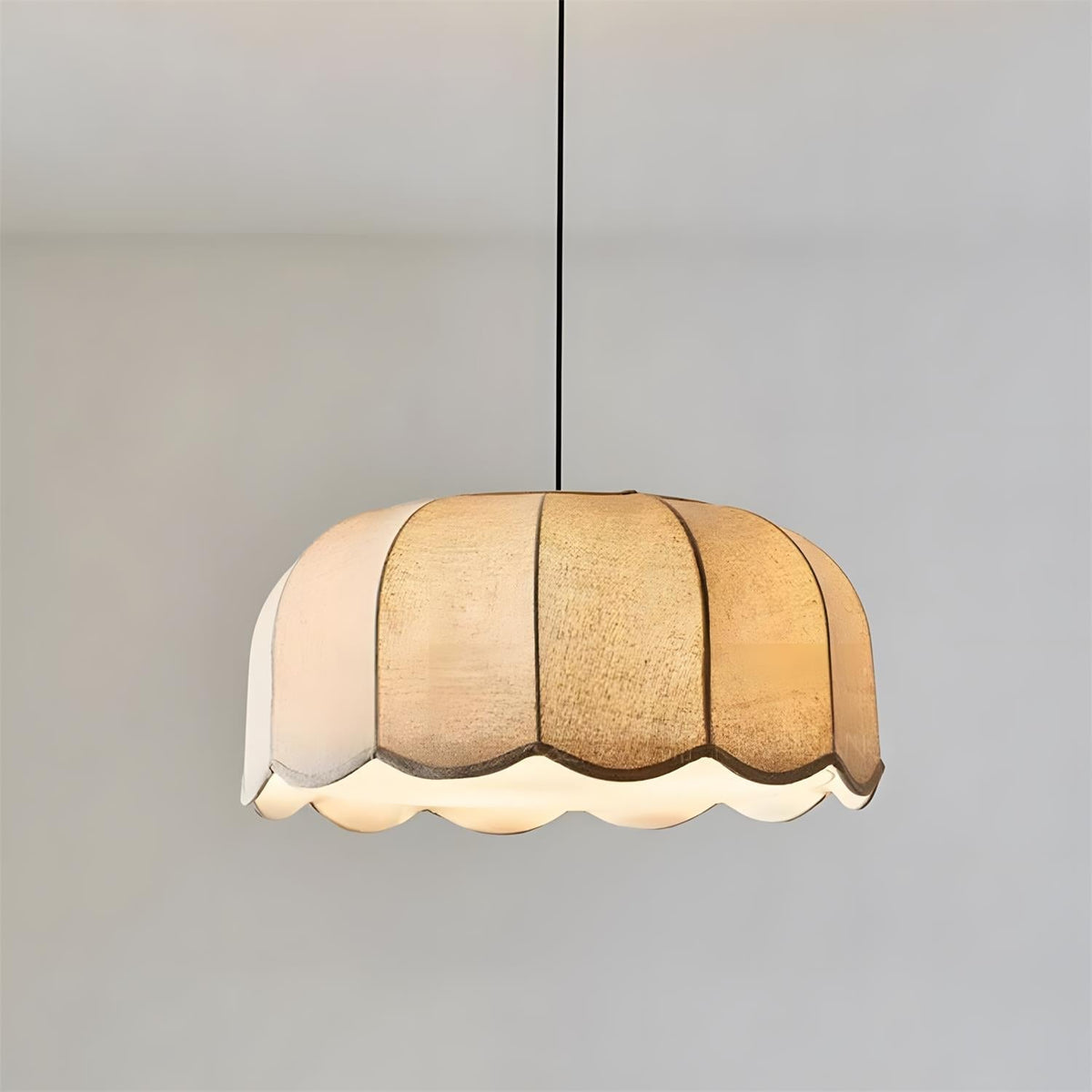 Lumaelia Suspension