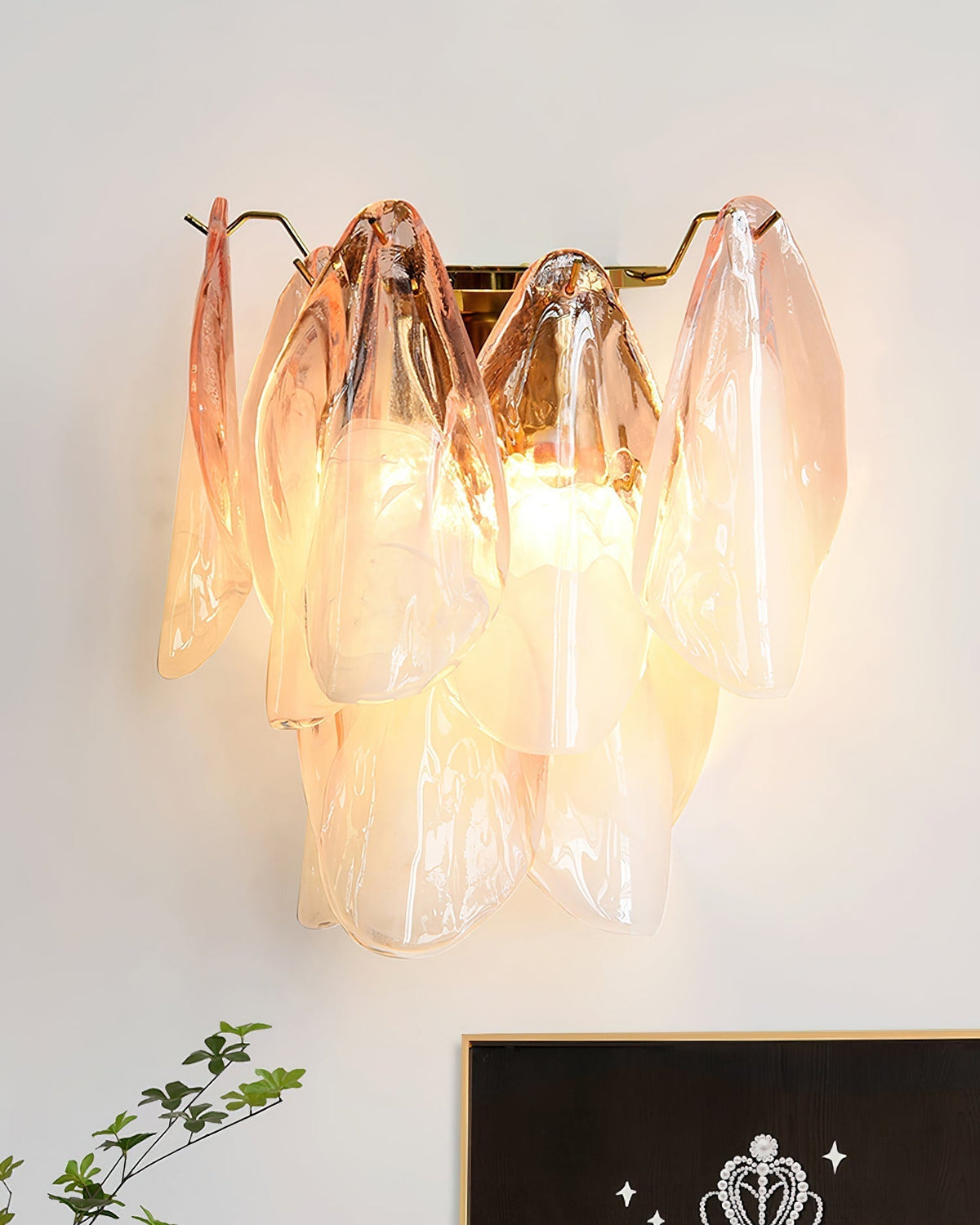Opheli Petal Glass Wall Lamp-Neutral Decor