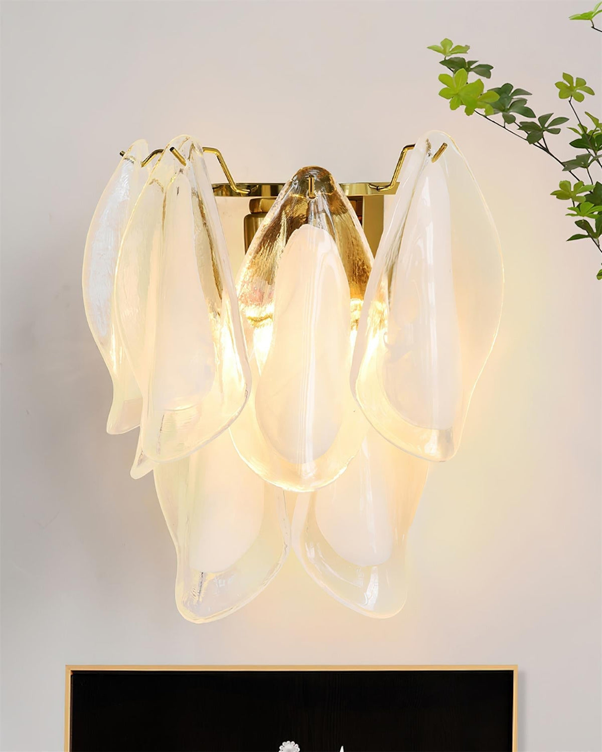 Opheli Petal Glass Wall Lamp-Neutral Decor
