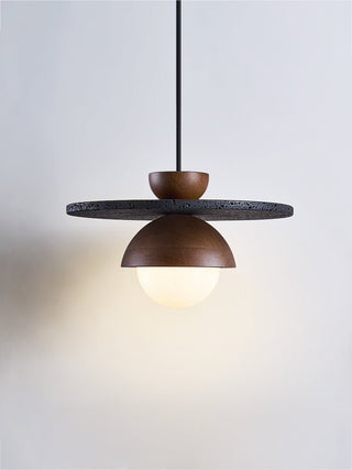 Valinina Suspension en Travertin Noir Orbit