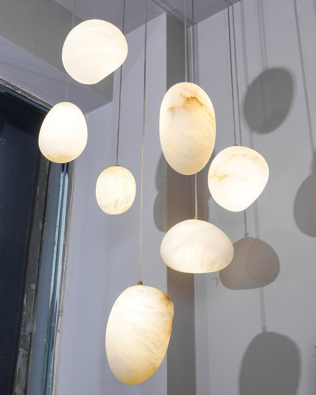 Ralen Pendant Lamp Alabaster Brass Sophistication-Neutral Decor