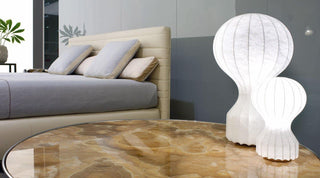 Lirove Lampe de Table Sculpturale en Acier