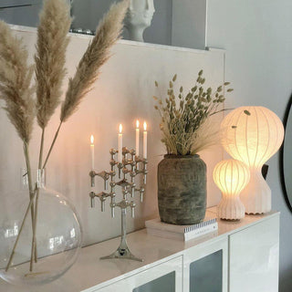 Lirove Lampe de Table Sculpturale en Acier