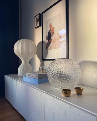 Lirove Lampe de Table Sculpturale en Acier