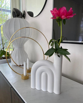 Lirove Lampe de Table Sculpturale en Acier