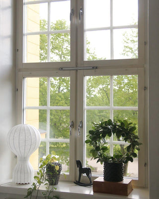 Lirove Lampe de Table Sculpturale en Acier