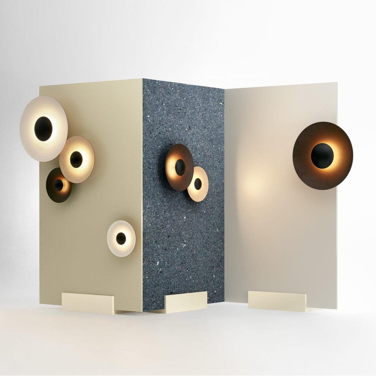 Sirixel Simplicity Glow Plug-in Wall Light-Cielum