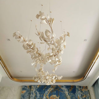 Olivia Lustre en céramique en forme de branche avec feuille de gingko