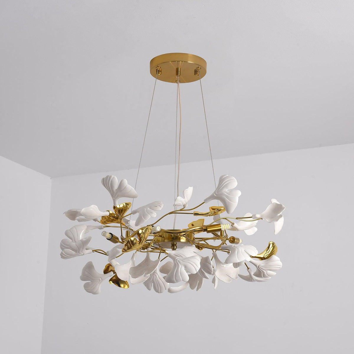 Zorenna Lustre Ginkgo Leaf Ceramic Sculptural