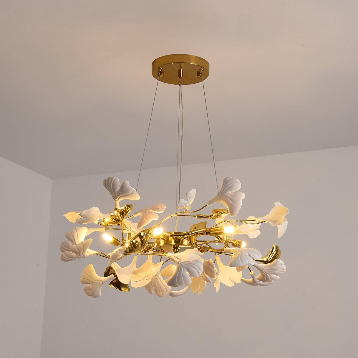 Zorenna Lustre Ginkgo Leaf Ceramic Sculptural