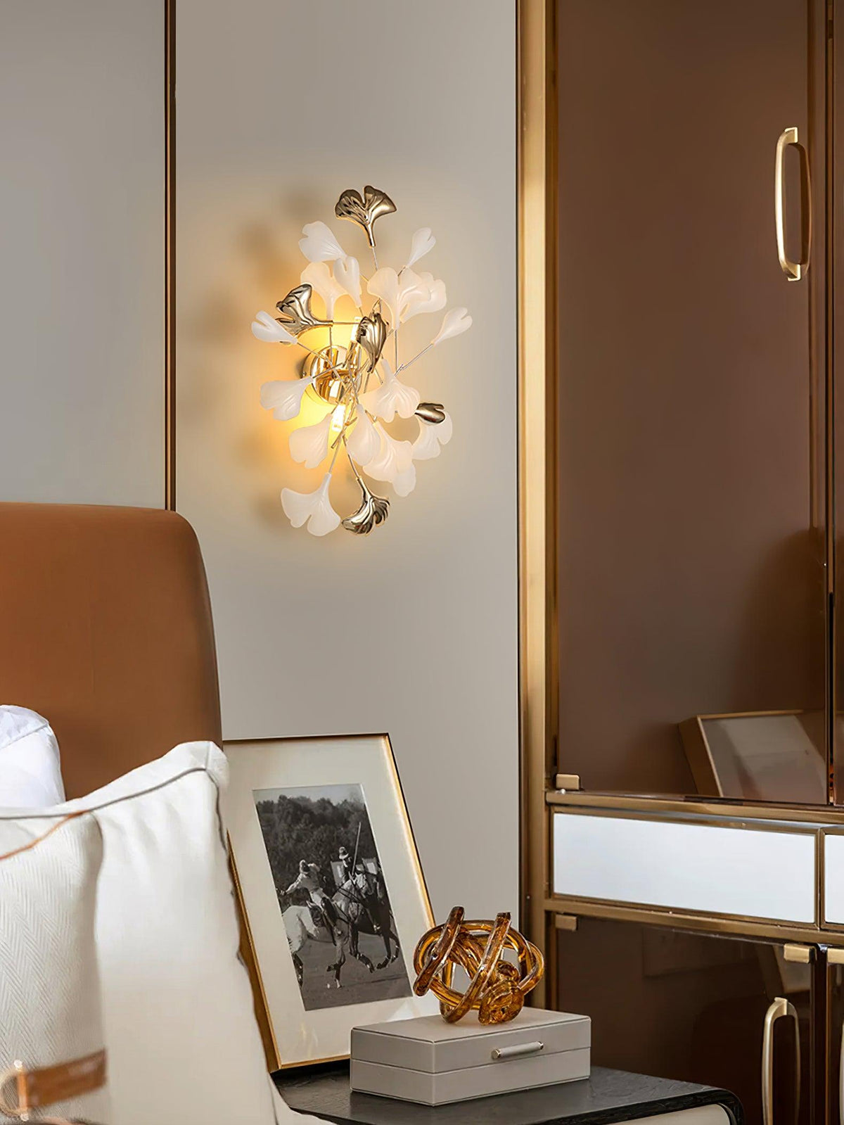 Wall Lamp Gingko Ceramic Petal Shades Gold Art Nouveau-Neutral Decor