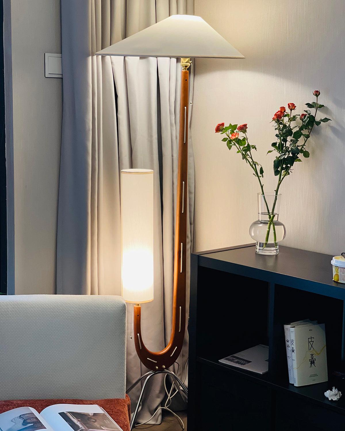 Novael Lampadaire en Tissu Scandinave