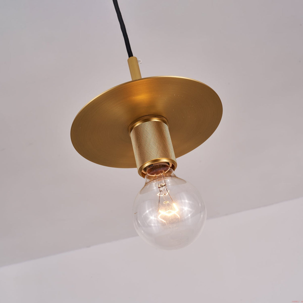 Elvara Suspension en Laiton Nordique Moderne