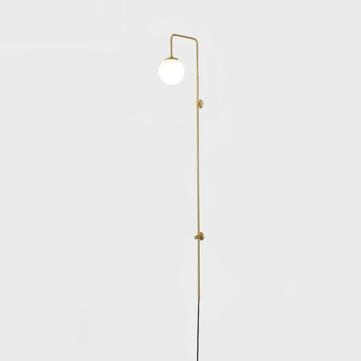 Lioriane Applique Murale Globe Élégance Premium en Laiton et Verre avec Prise