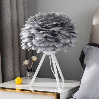 Nilo Lampe de Table Plume Féminine