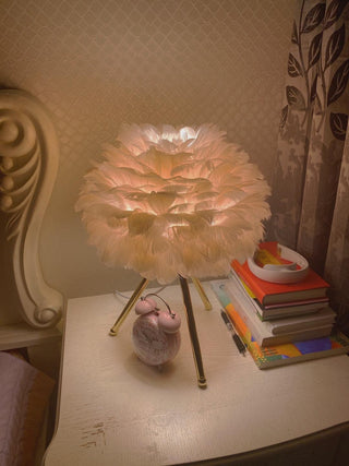 Nilo Lampe de Table Plume Féminine