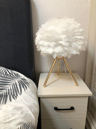 Nilo Lampe de Table Plume Féminine