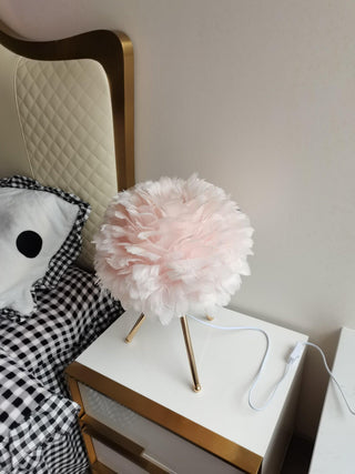 Nilo Lampe de Table Plume Féminine