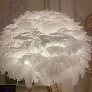 Nilo Lampe de Table Plume Féminine