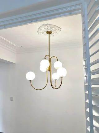 Lustra Lustre en Laiton avec Globe et Bras Courbés