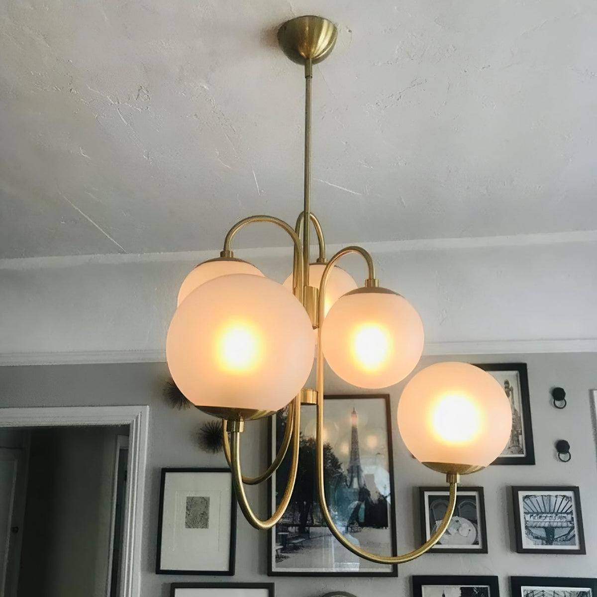 Tavelle Lustre en Laiton avec Globe et Bras Courbés