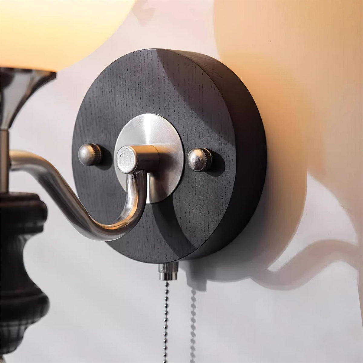 Duvin Frosted Glass Vintage Wall Lamp-Neutral Decor
