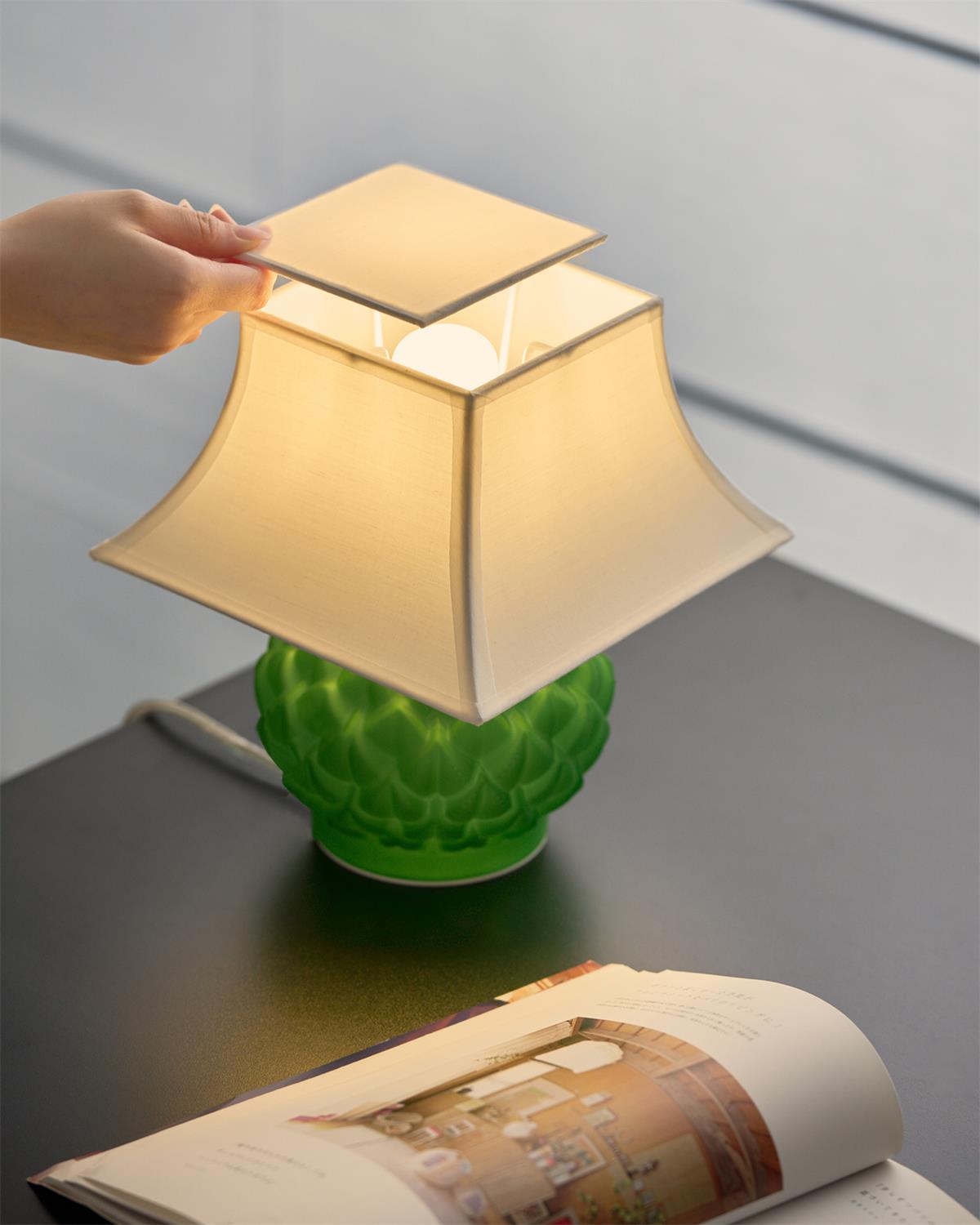 Grennet Lampe de Table