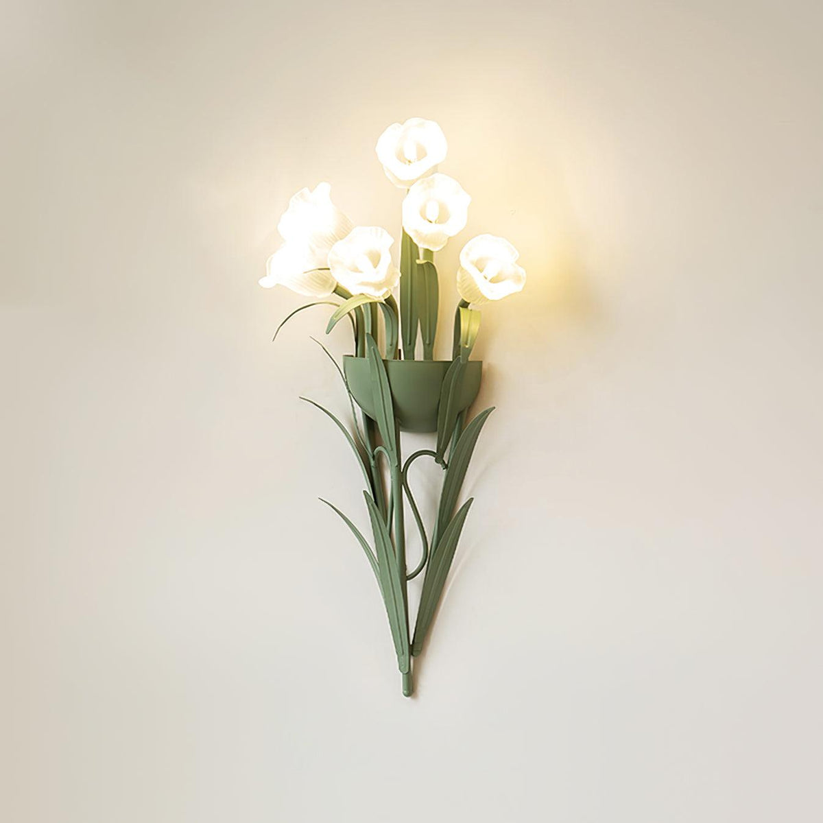 Lunafleur Lily Wall Lamp-Neutral Decor