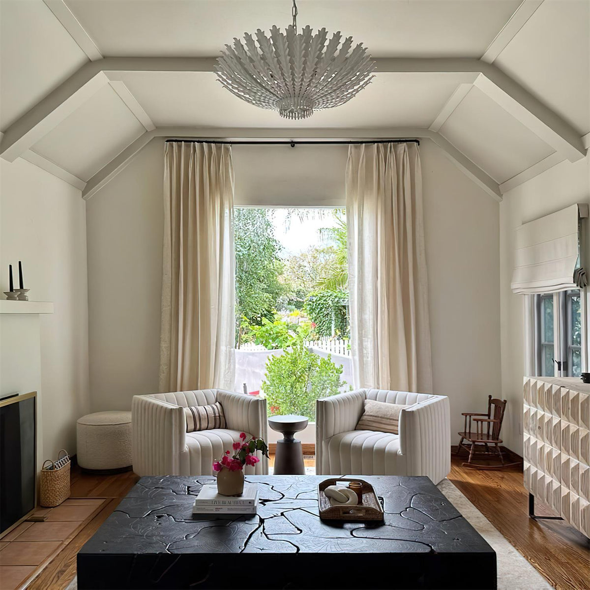 Geyon Golden Leaf Chandelier-Neutral Decor