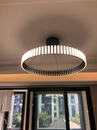 Rivo Lustre Moderne en Métal