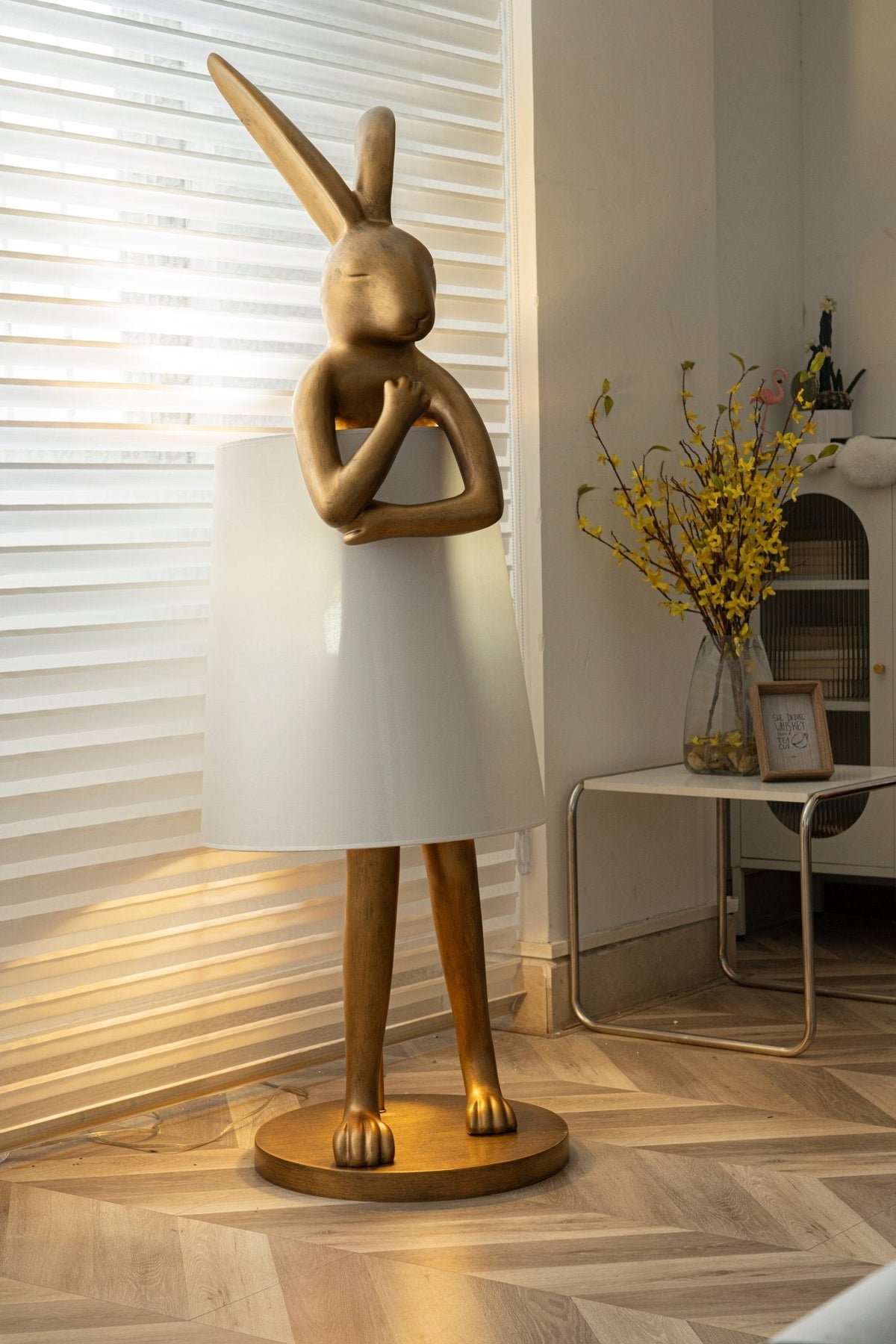Sedr Luxurious Hare Silhouette Lampadaire