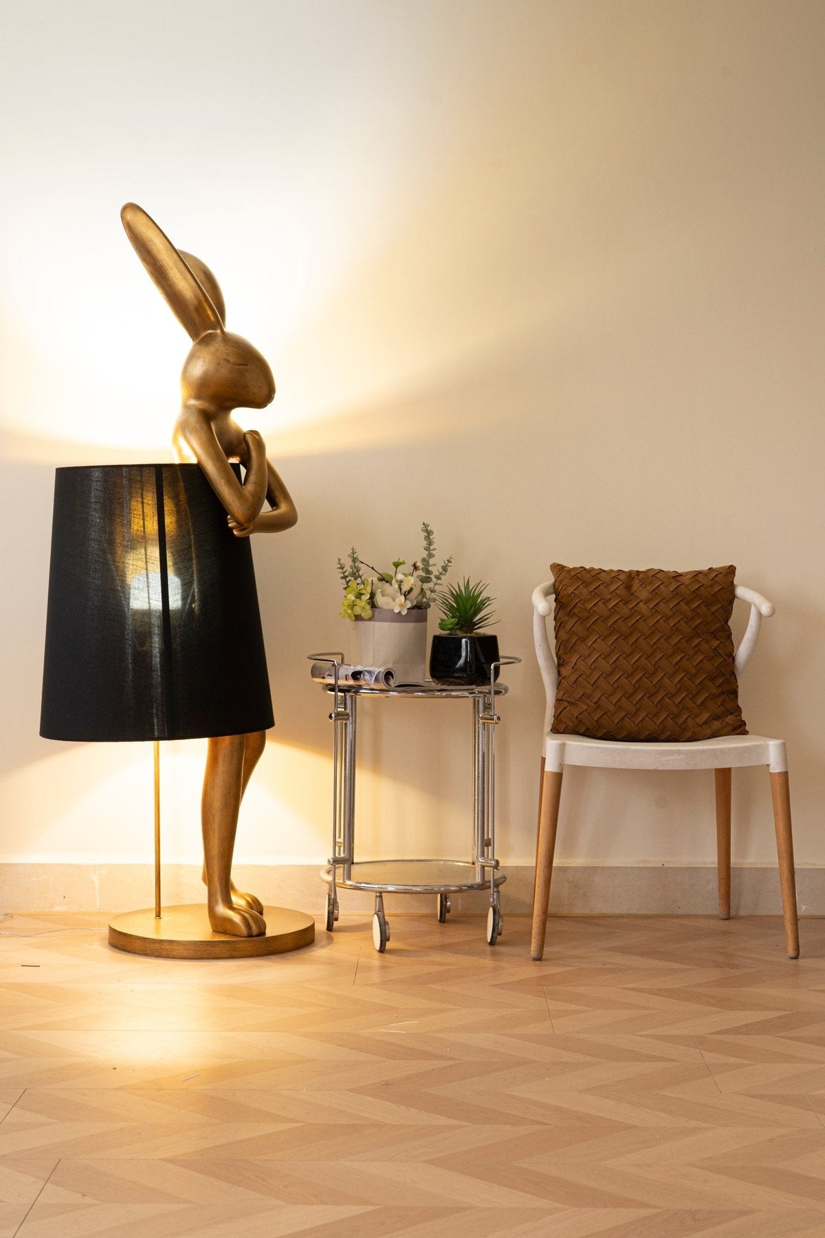 Sedr Luxurious Hare Silhouette Lampadaire