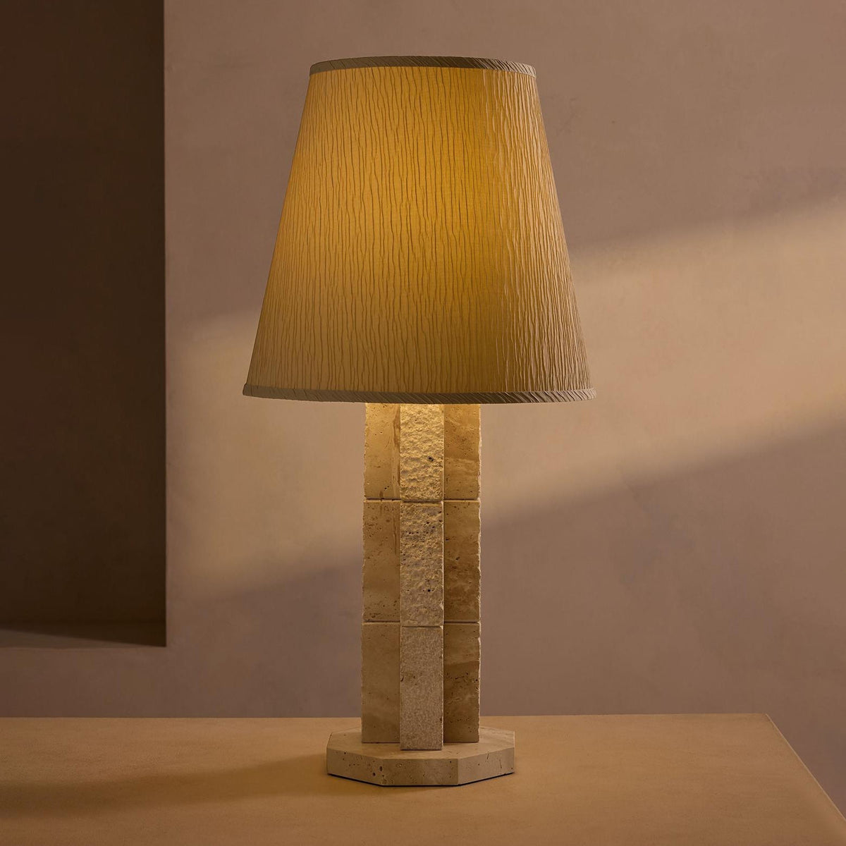 Avenelira Lampe de Table