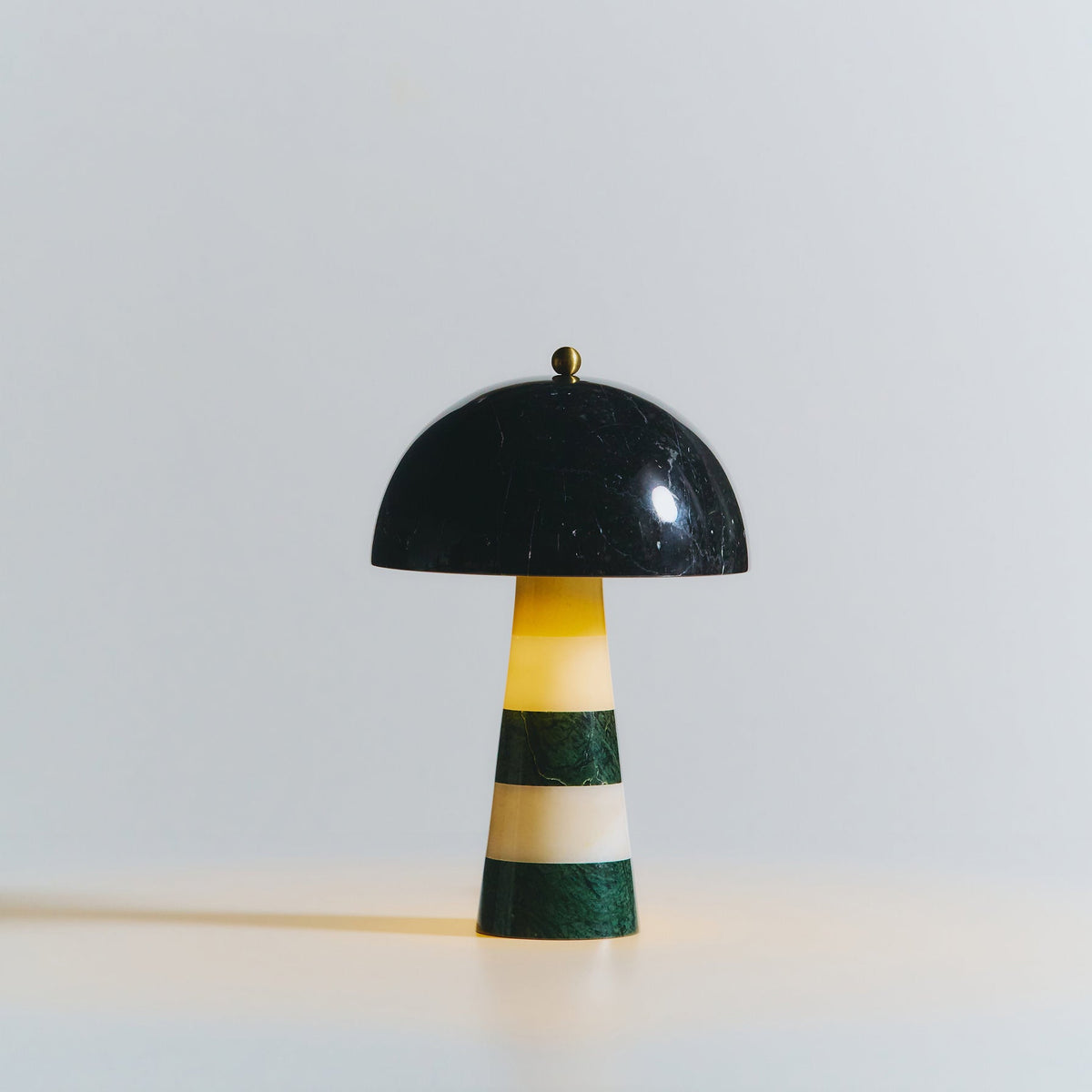 Ollie Lampe à Poser en Marbre
