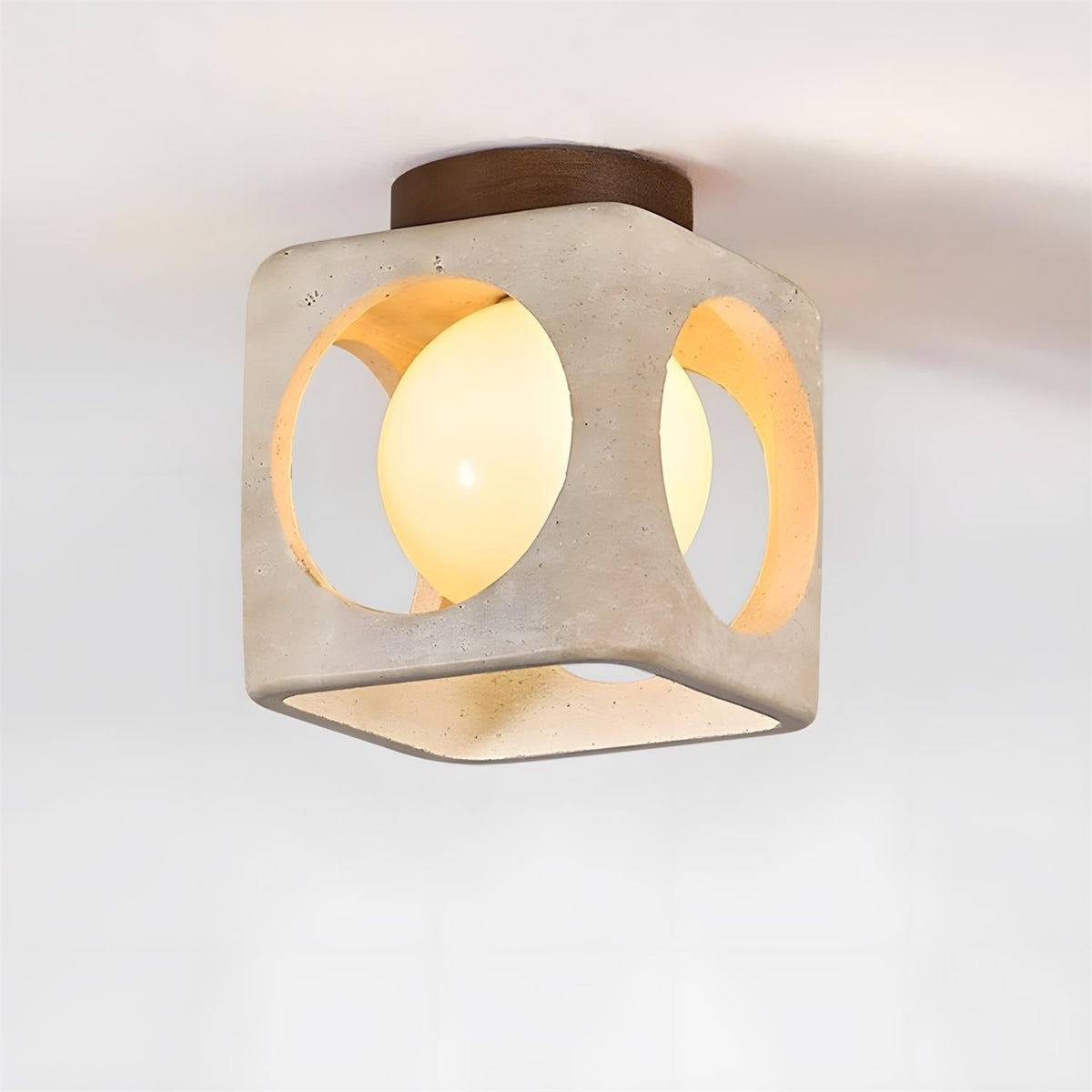 Avrille Plafonnier