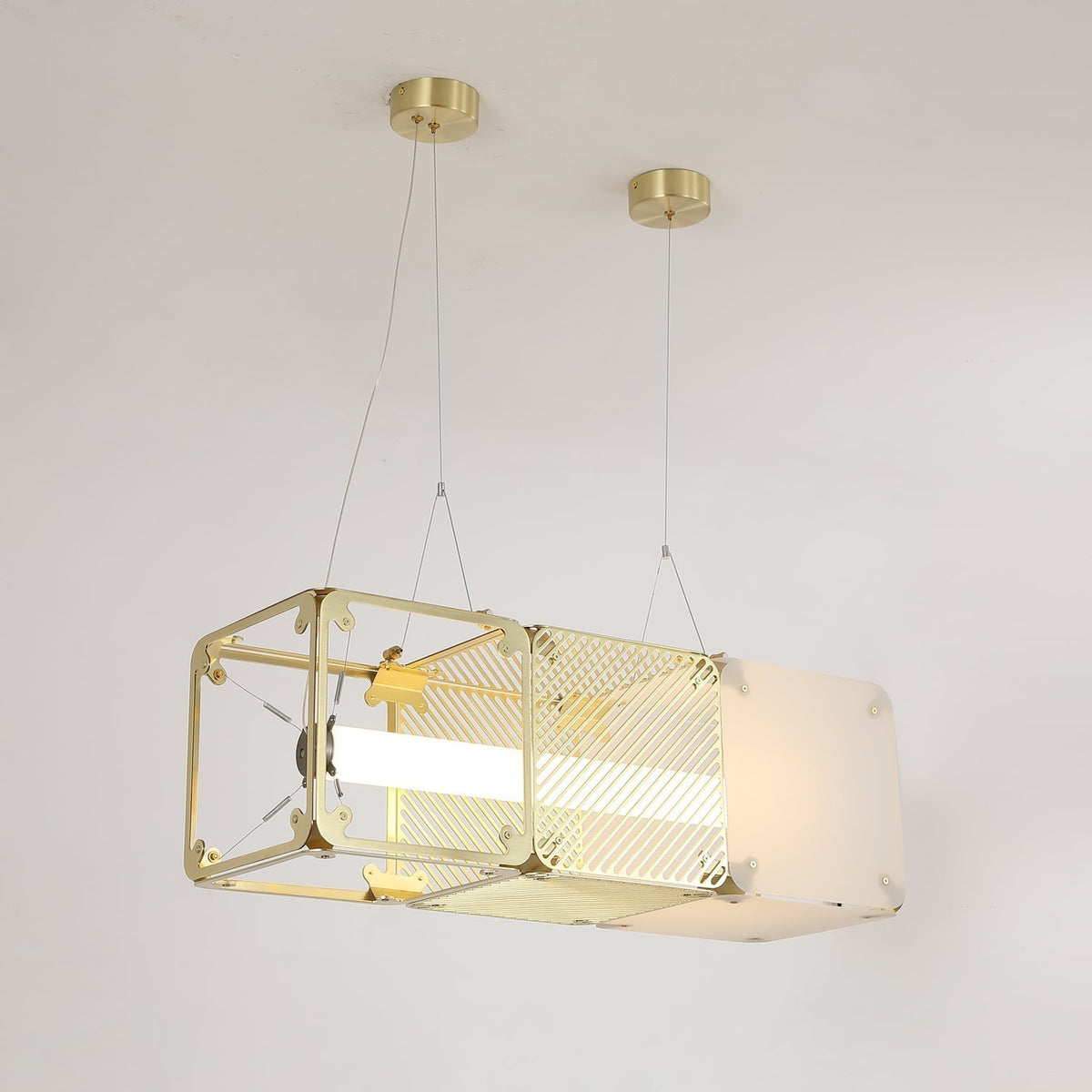 Zorira Premium Nordic Art Laiton Suspension