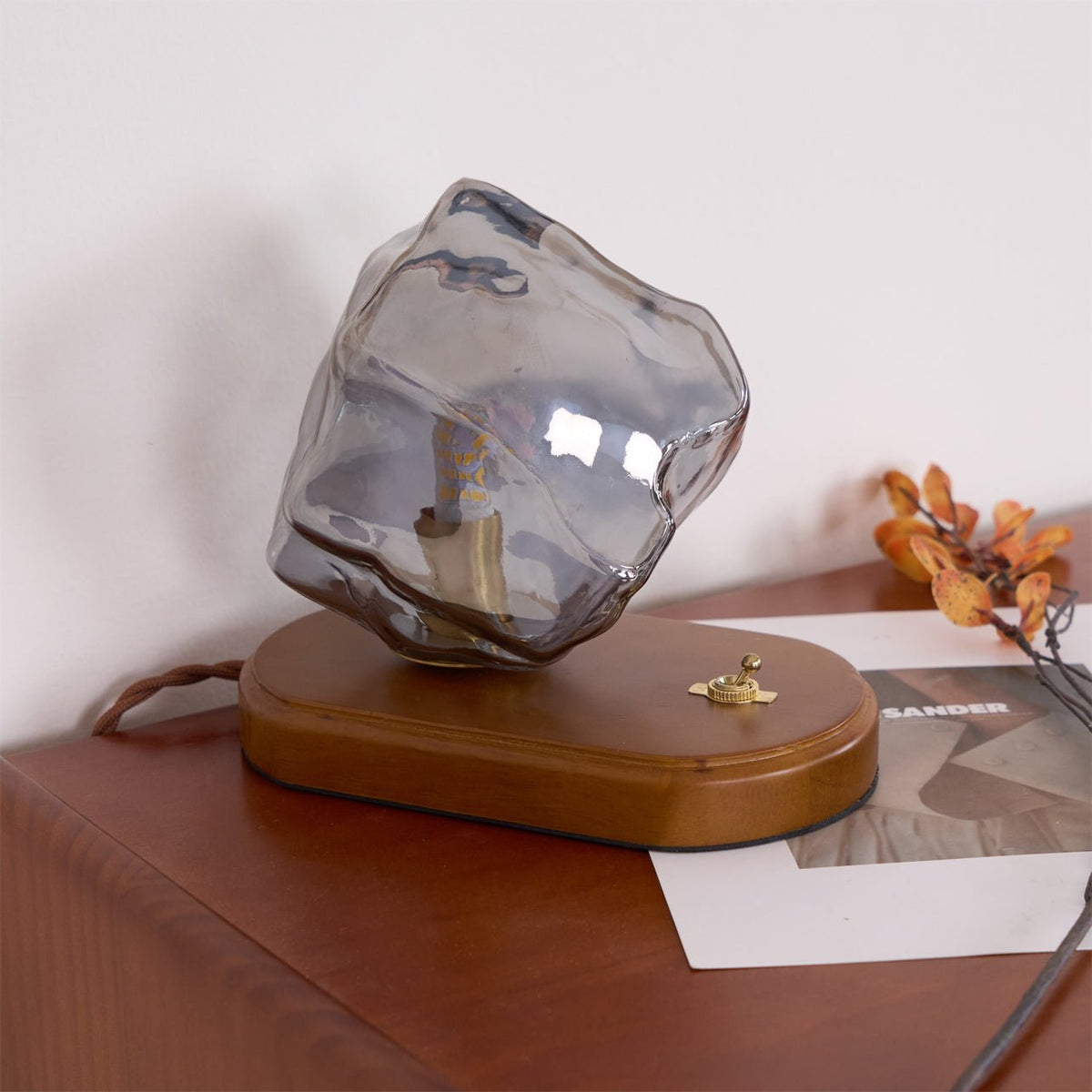 Maris Lampe de Table en Bois d'Art