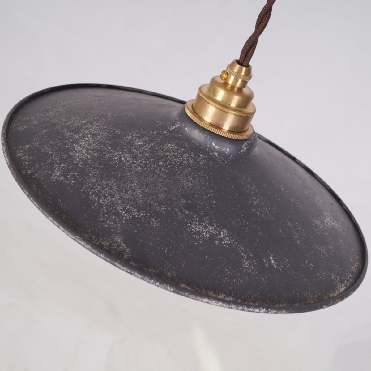 Zotheira Suspension Métal Plat Industriel Vintage