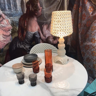 Lilah Lampe de Table en Acrylique Luxe