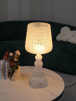 Lilah Lampe de Table en Acrylique Luxe