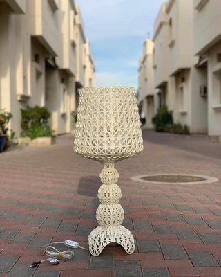 Lilah Lampe de Table en Acrylique Luxe