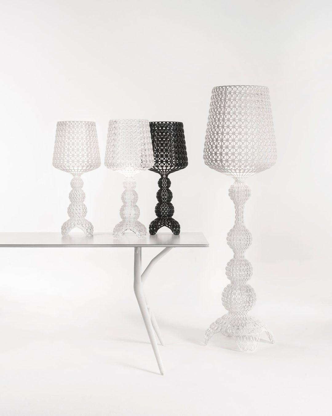 Lilah Lampe de Table en Acrylique Luxe