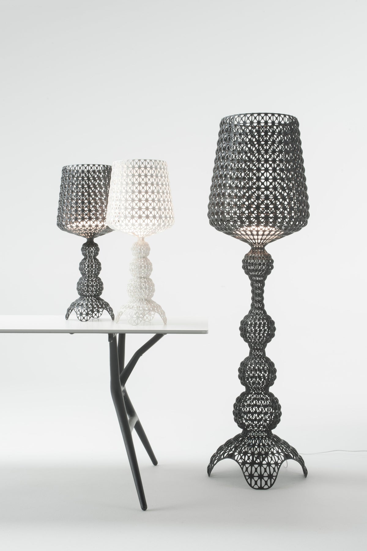 Lilah Lampe de Table en Acrylique Luxe