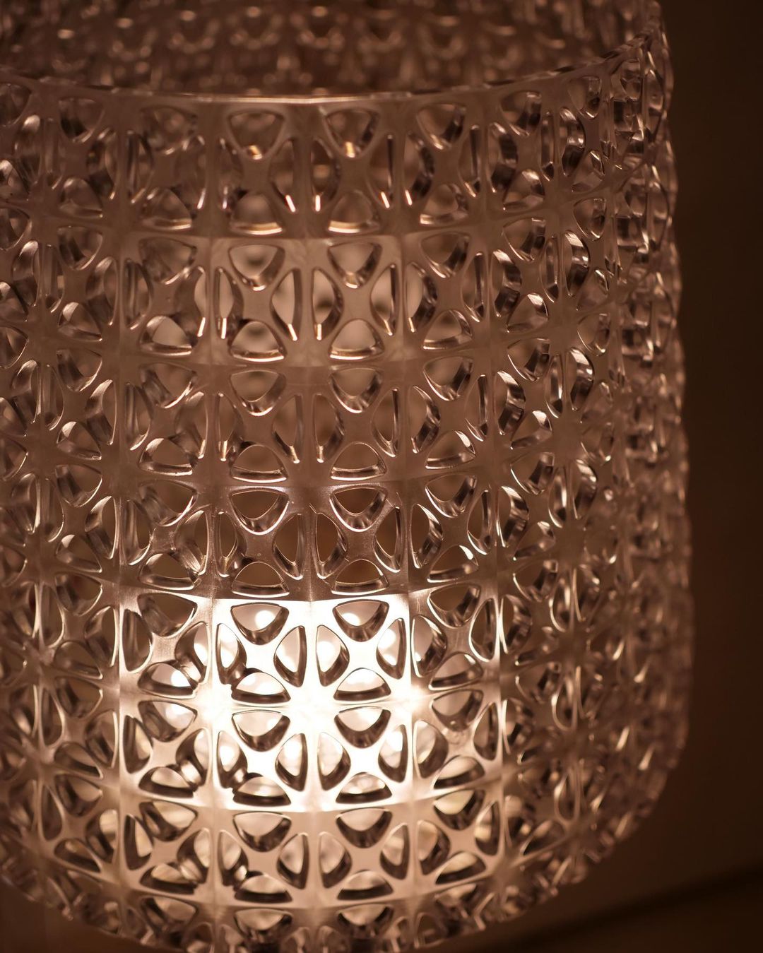 Lilah Lampe de Table en Acrylique Luxe