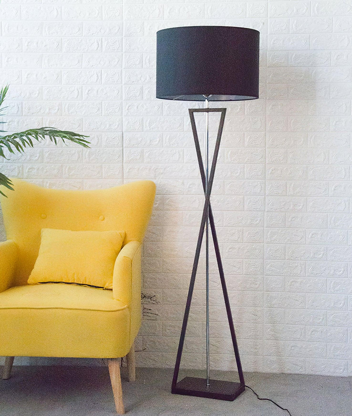 Xeno Lampadaire en Tissu Noir Moderne