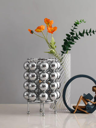 Lirra Lampe de Table en Métal Futuriste