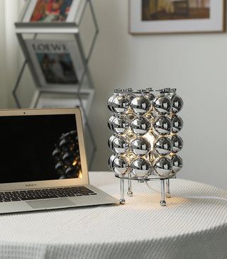 Lirra Lampe de Table en Métal Futuriste