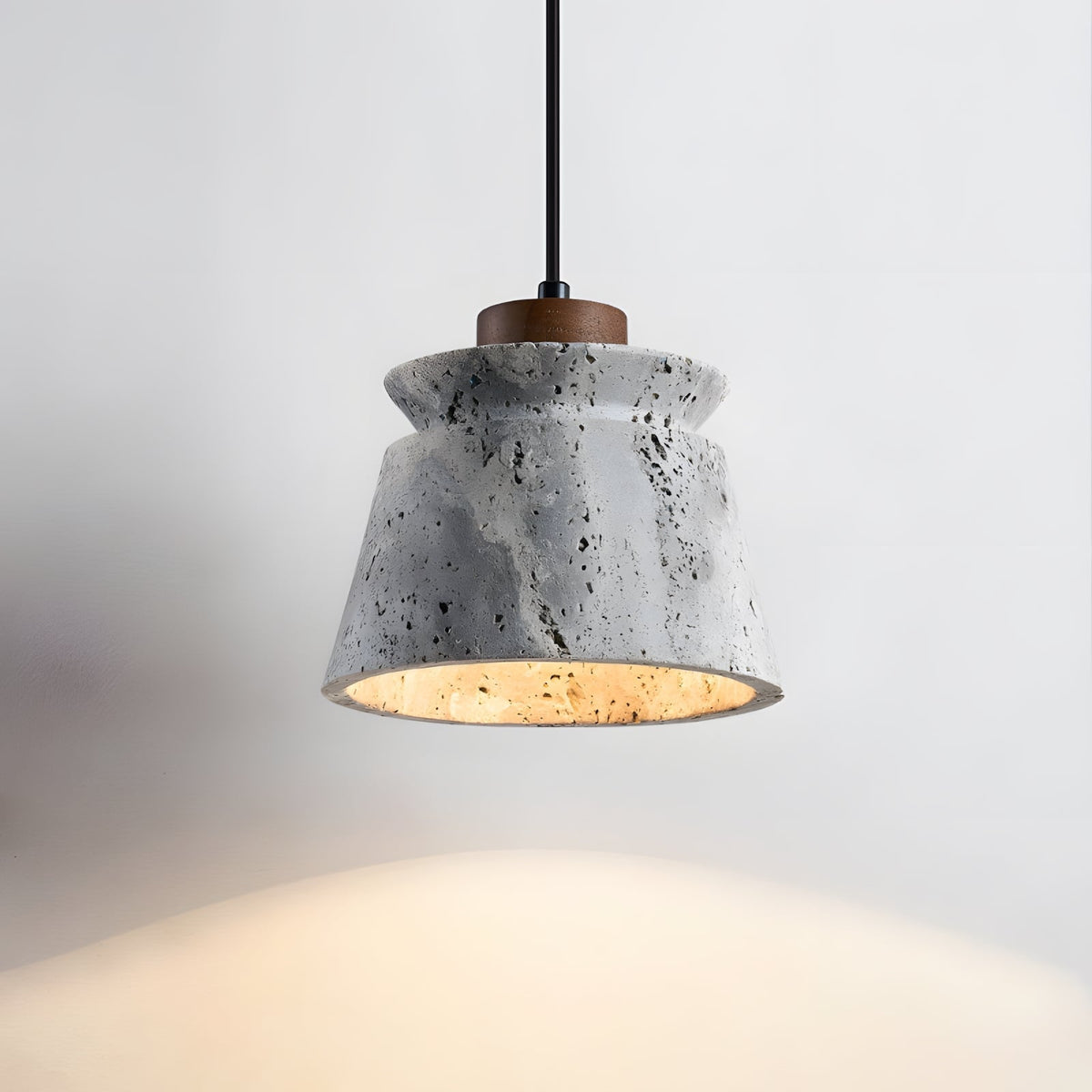 Soreleria Suspension