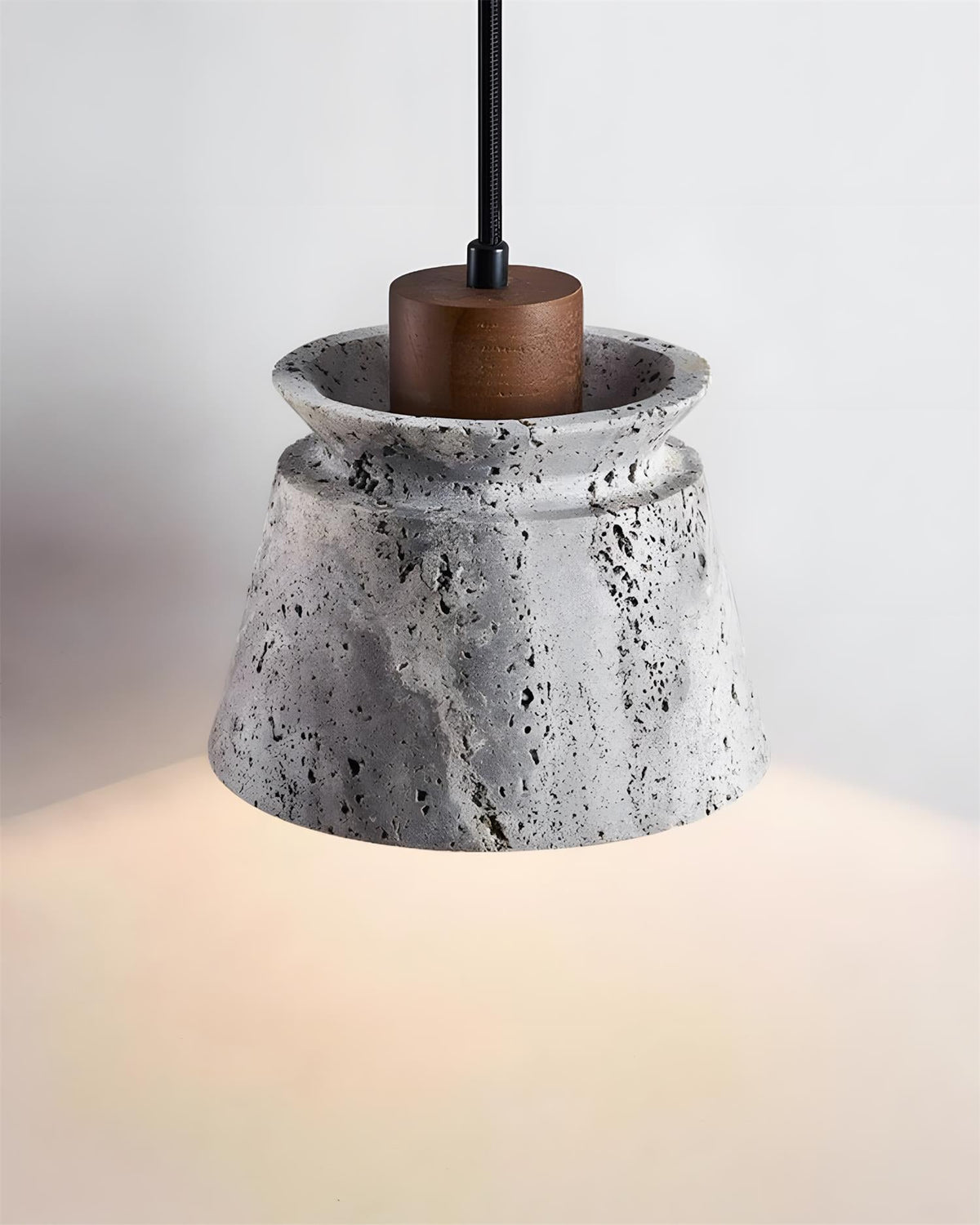 Soreleria Suspension