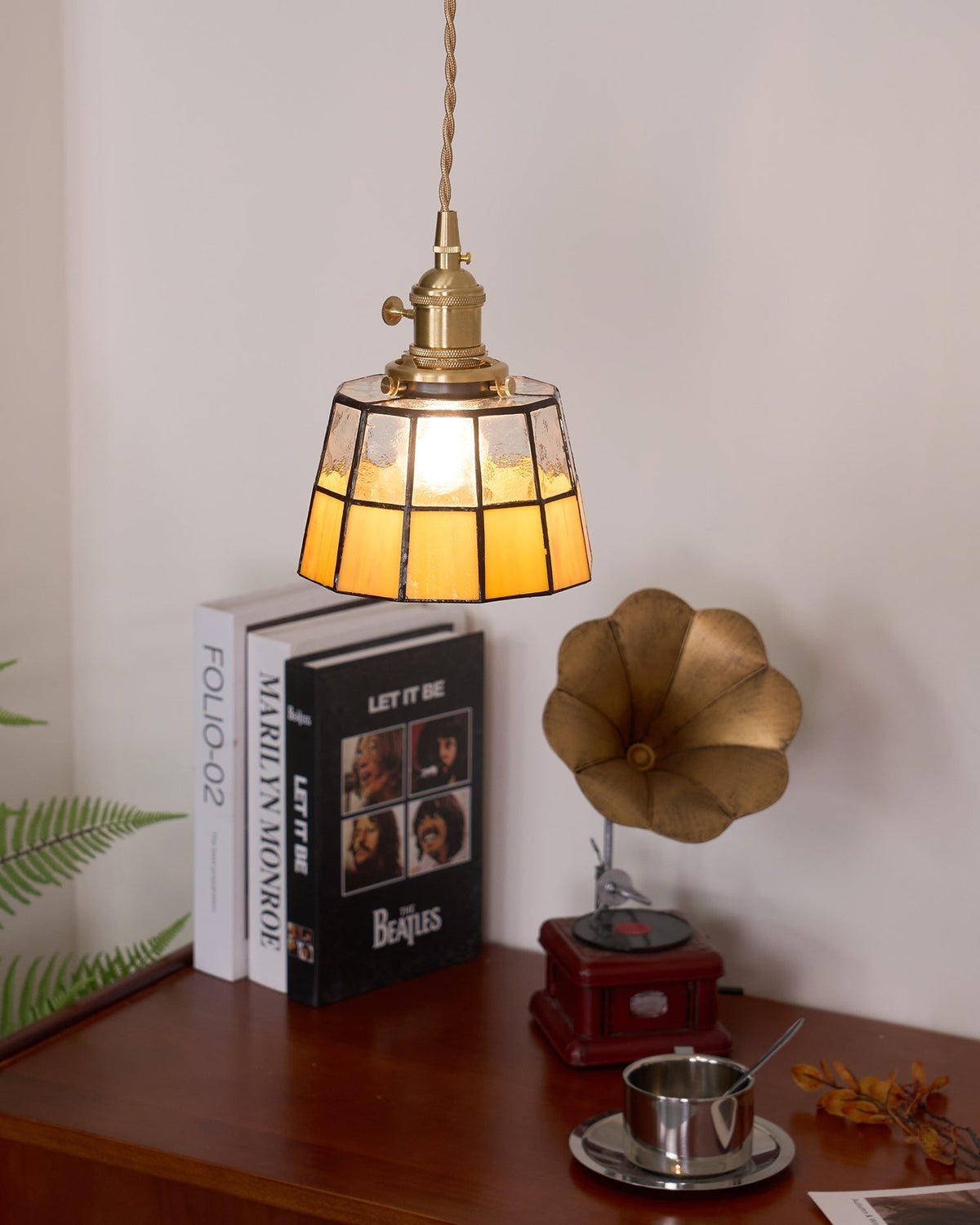 Pendant Lamp Stained Glass Shade Vintage Pattern Brass Retro-Neutral Decor